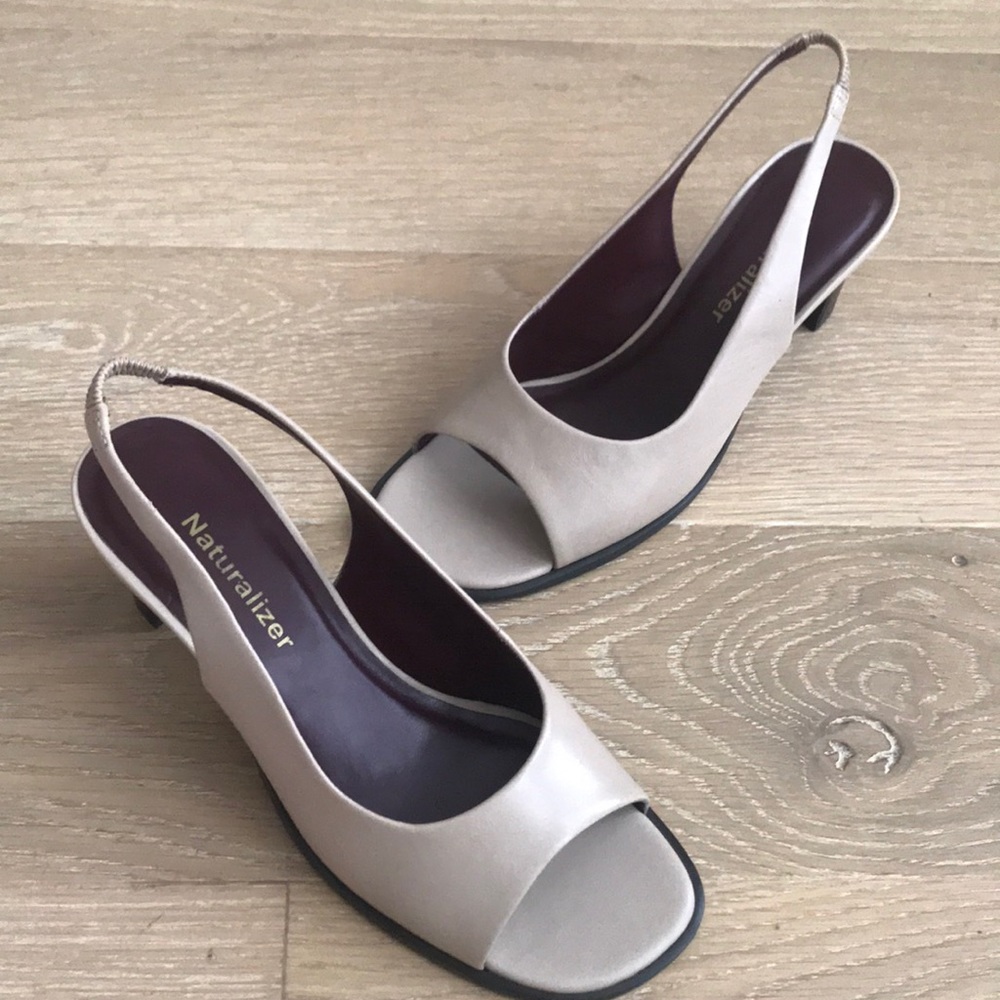 Naturalizer Size 6M